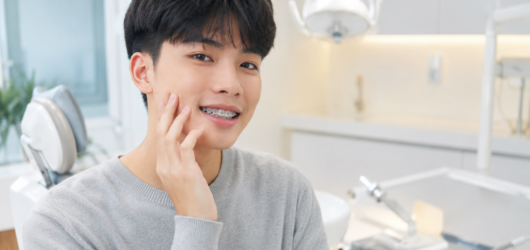 Niềng răng có đau không? Cách giảm ê buốt khi niềng
