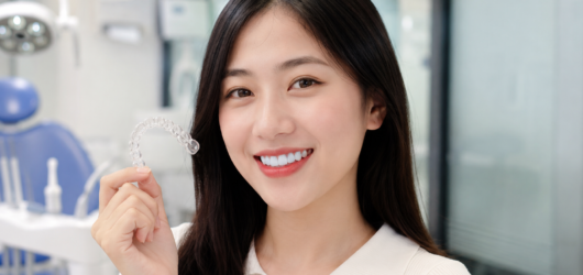 Niềng răng mắc cài hay Invisalign: Nên chọn loại nào?