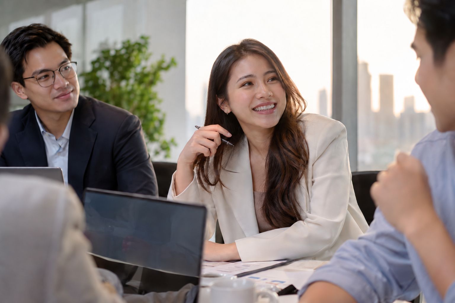 Niềng răng cho người lớn: Hiệu quả không, lưu ý gì?